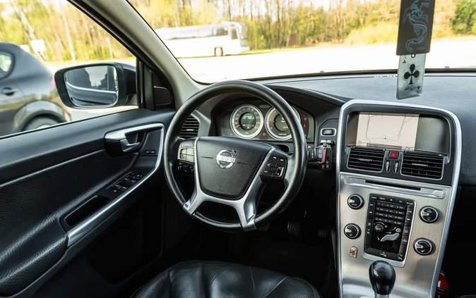 Volvo XC 60 cena 52900 przebieg: 210123, rok produkcji 2013 z Brok małe 562